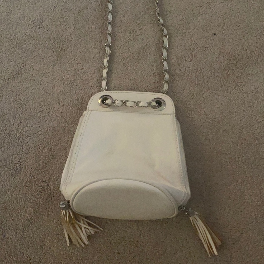 crossbody bag with tassles